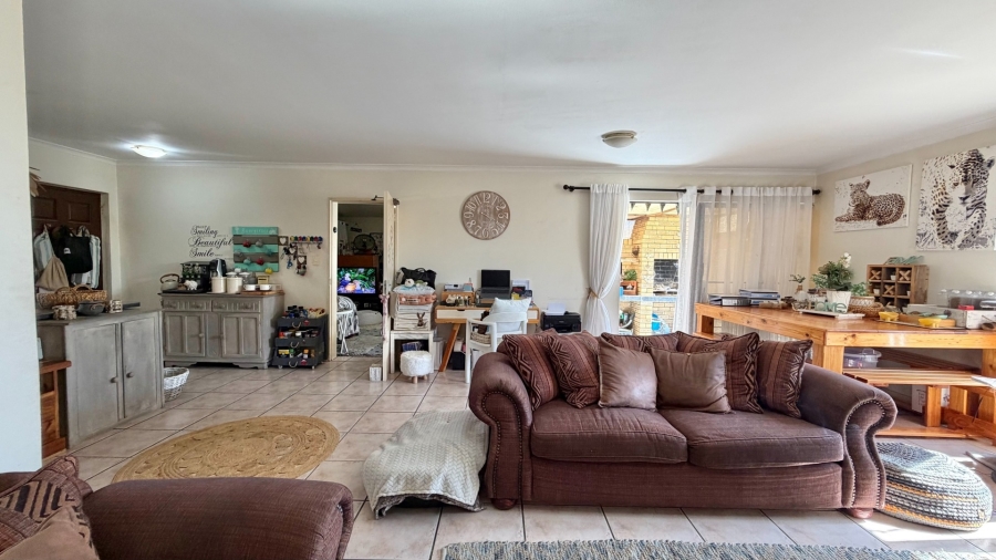 3 Bedroom Property for Sale in Fairview Golf Estate Western Cape